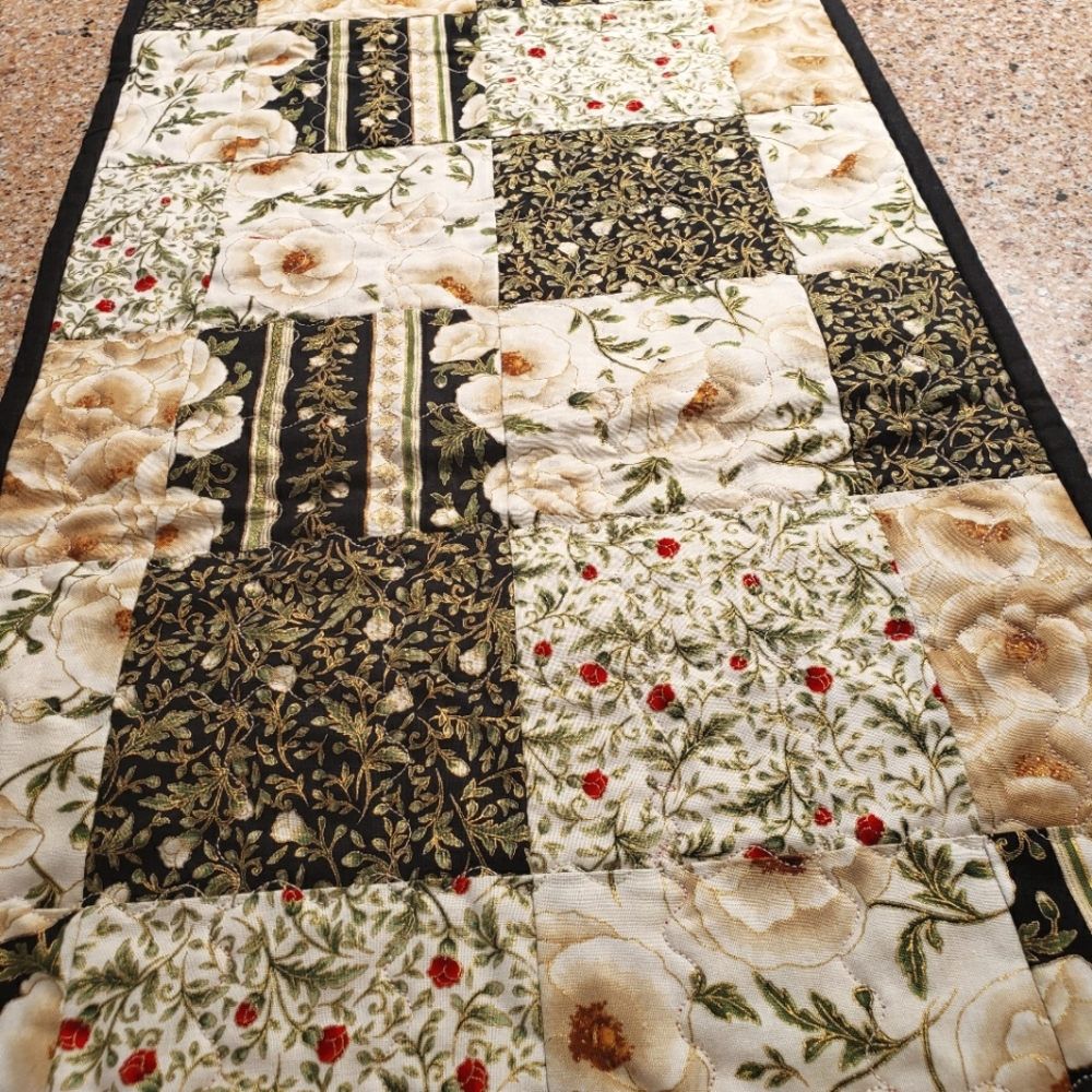 Christmas Table Runner